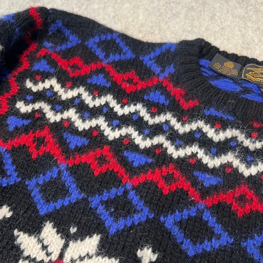 Vintage Eddie Bauer 100% Wool Fair Isle Snowflake Black Sweater Mens Medium - Picture 6 of 6